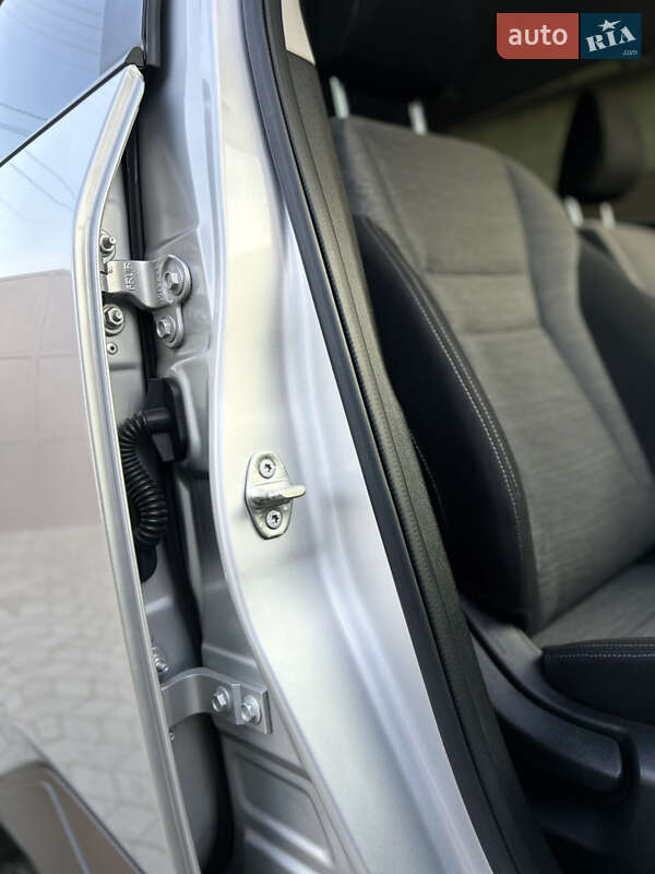 Внедорожник / Кроссовер Nissan Rogue 2023 в Раздельной фото 68 Внедорожник / Кроссовер Nissan Rogue 2023 в Раздельной