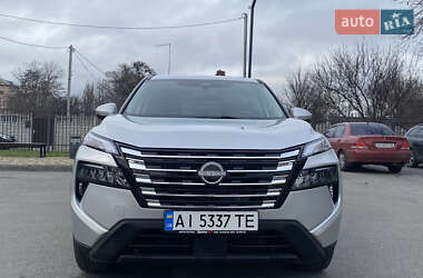 Внедорожник / Кроссовер Nissan Rogue 2024 в Броварах