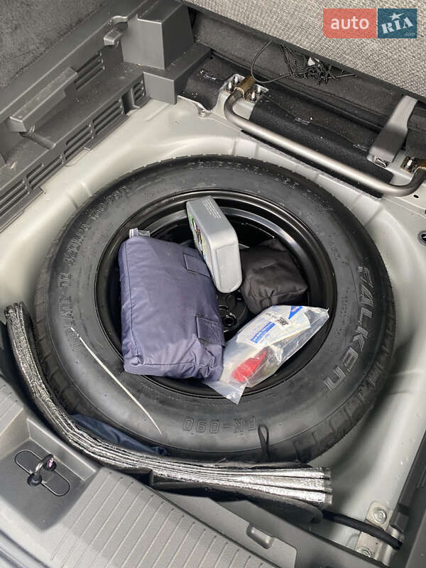 Внедорожник / Кроссовер Nissan Rogue 2024 в Броварах