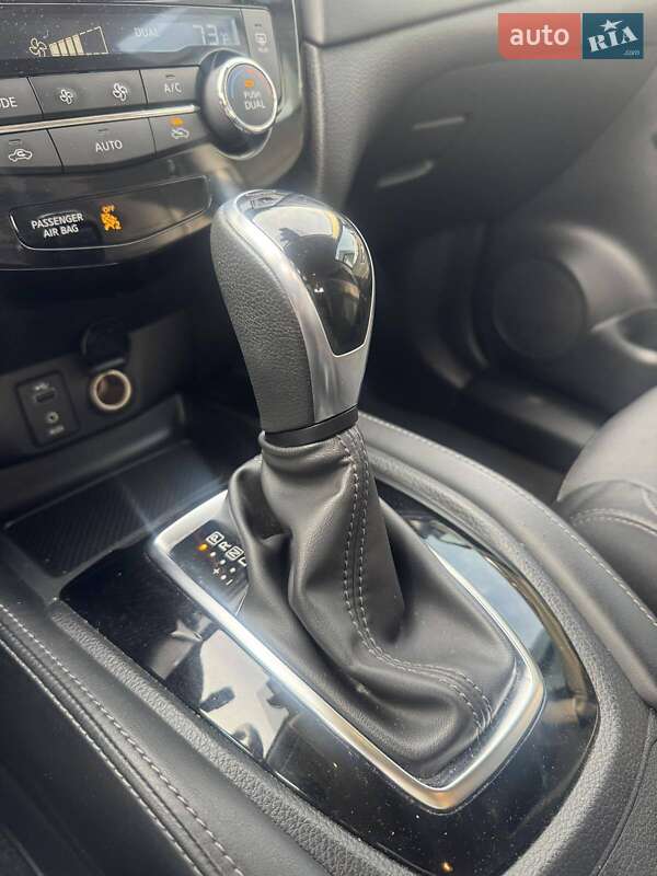 Внедорожник / Кроссовер Nissan Rogue 2017 в Киеве фото 9 Внедорожник / Кроссовер Nissan Rogue 2017 в Киеве