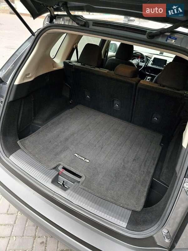 Внедорожник / Кроссовер Nissan Rogue 2022 в Каменском