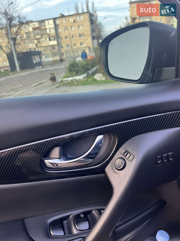 Внедорожник / Кроссовер Nissan Rogue 2017 в Днепре фото 10 Внедорожник / Кроссовер Nissan Rogue 2017 в Днепре