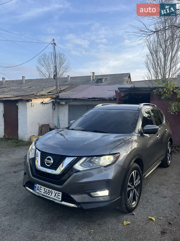 Внедорожник / Кроссовер Nissan Rogue 2017 в Днепре фото Внедорожник / Кроссовер Nissan Rogue 2017 в Днепре