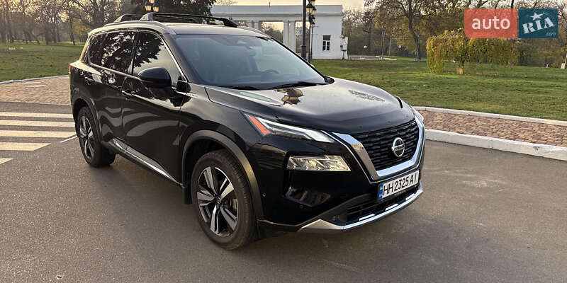 Внедорожник / Кроссовер Nissan Rogue 2021 в Одессе