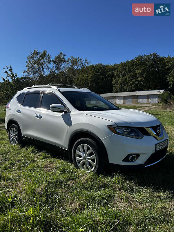 Внедорожник / Кроссовер Nissan Rogue 2016 в Новоднестровске