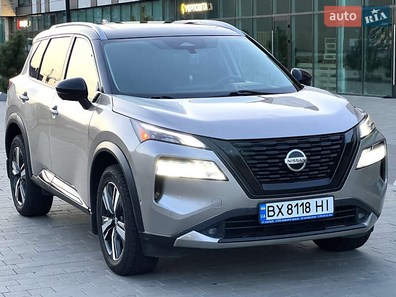 Внедорожник / Кроссовер Nissan Rogue 2021 в Хмельницком