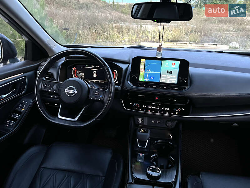 Внедорожник / Кроссовер Nissan Rogue 2021 в Хмельницком