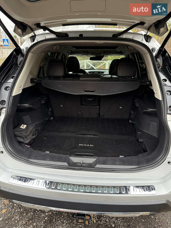 Внедорожник / Кроссовер Nissan Rogue 2018 в Боярке