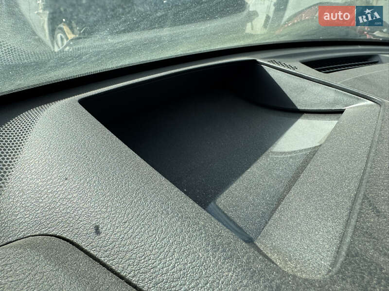 Внедорожник / Кроссовер Nissan Rogue 2023 в Львове