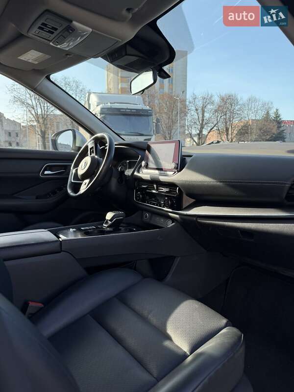 Внедорожник / Кроссовер Nissan Rogue 2020 в Черкассах