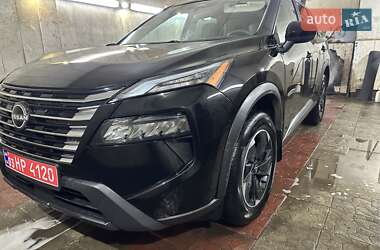 Внедорожник / Кроссовер Nissan Rogue 2025 в Изюме