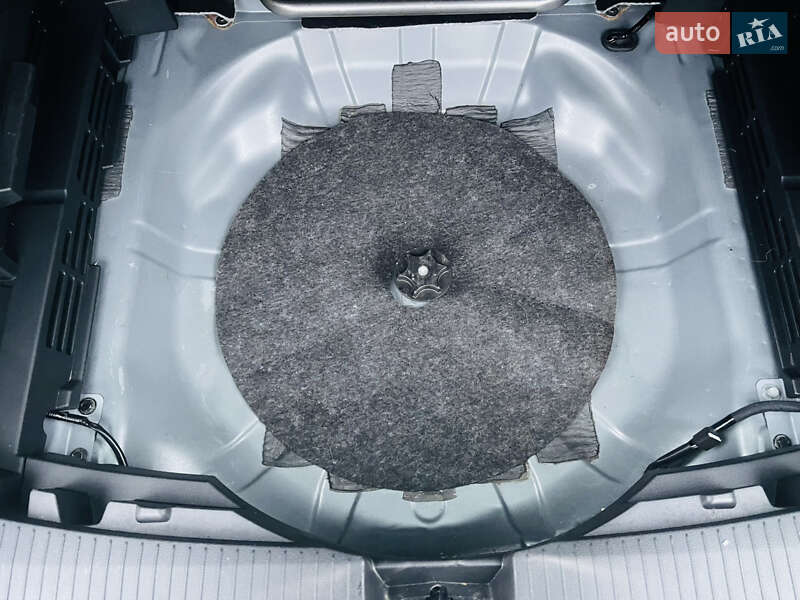 Позашляховик / Кросовер Nissan Rogue 2021 в Харкові