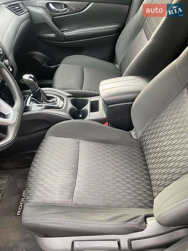 Внедорожник / Кроссовер Nissan Rogue 2018 в Шепетовке