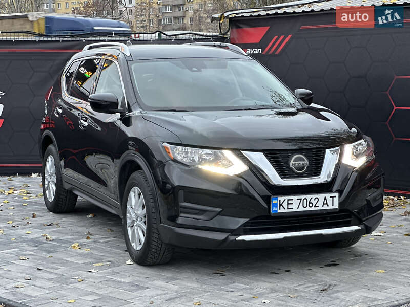Внедорожник / Кроссовер Nissan Rogue 2020 в Днепре