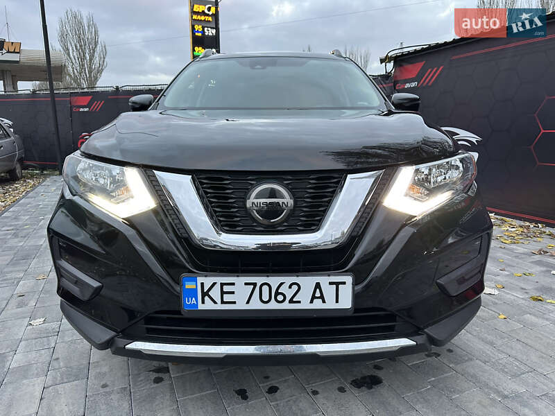 Внедорожник / Кроссовер Nissan Rogue 2020 в Днепре