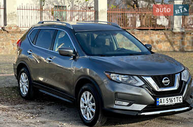 Внедорожник / Кроссовер Nissan Rogue 2017 в Белой Церкви