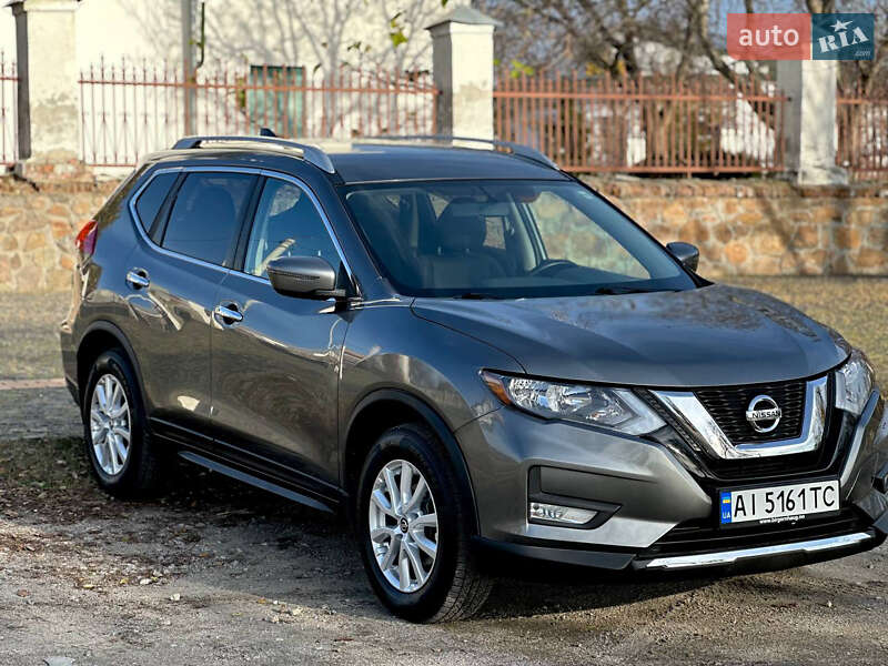 Внедорожник / Кроссовер Nissan Rogue 2017 в Белой Церкви