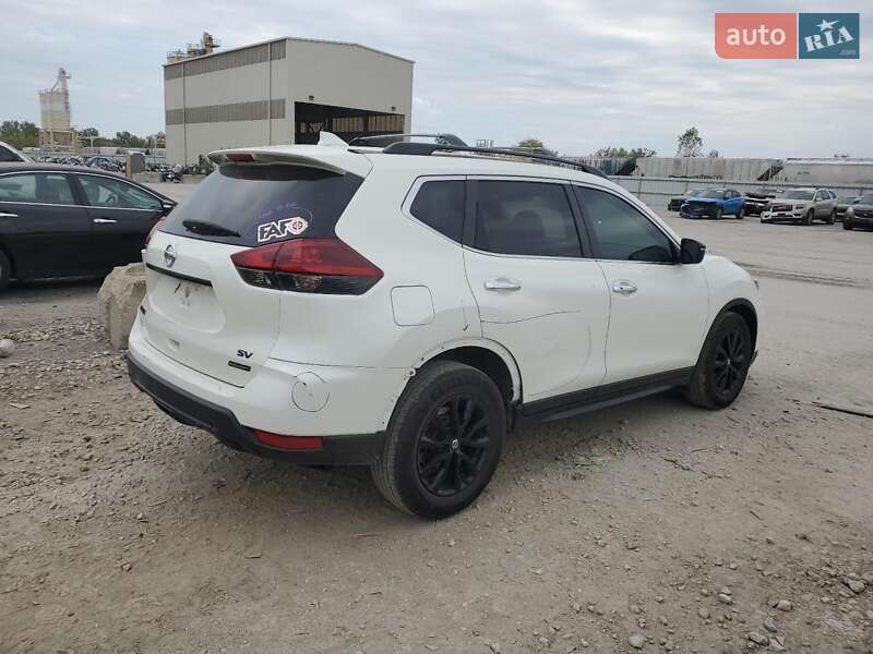 Внедорожник / Кроссовер Nissan Rogue 2018 в Луцке