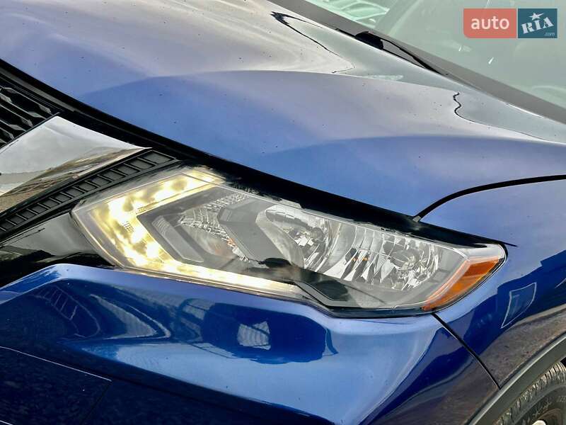 Внедорожник / Кроссовер Nissan Rogue 2017 в Одессе