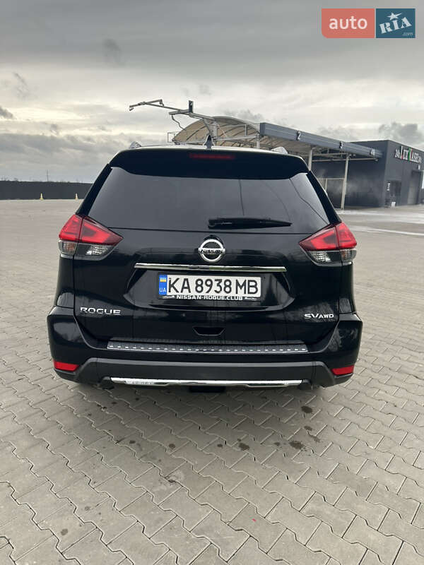 Внедорожник / Кроссовер Nissan Rogue 2017 в Киеве