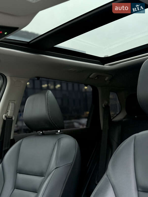 Внедорожник / Кроссовер Nissan Rogue 2021 в Киеве