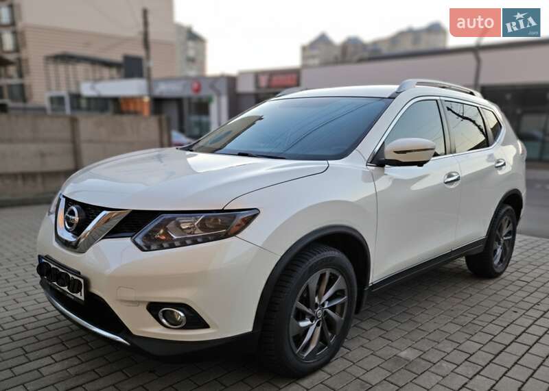 Внедорожник / Кроссовер Nissan Rogue 2015 в Житомире