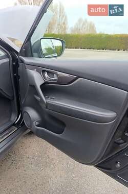 Внедорожник / Кроссовер Nissan Rogue 2019 в Змиеве