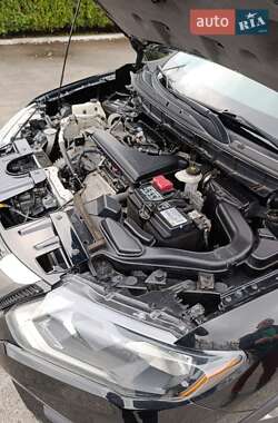 Внедорожник / Кроссовер Nissan Rogue 2019 в Змиеве