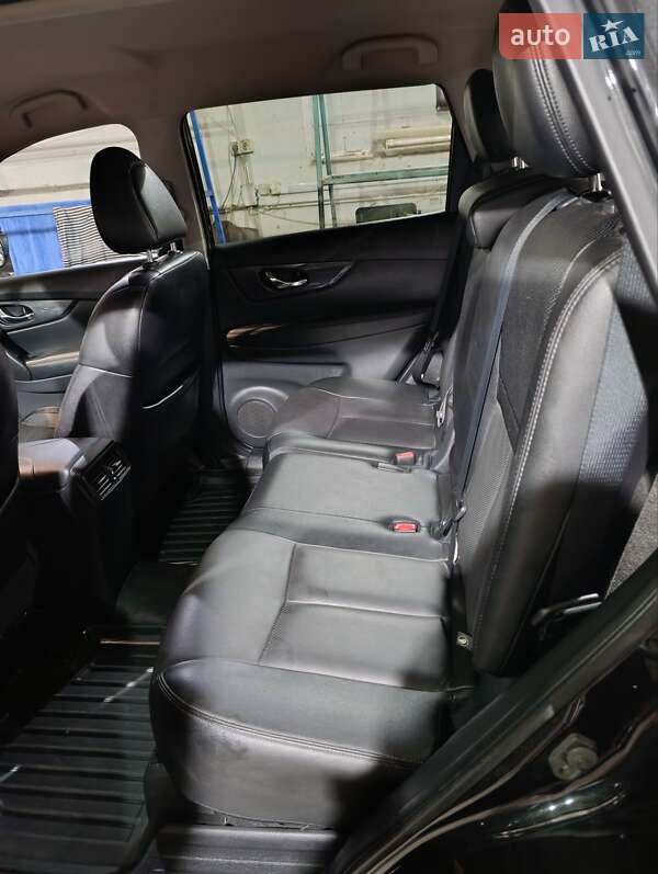 Внедорожник / Кроссовер Nissan Rogue 2019 в Харькове