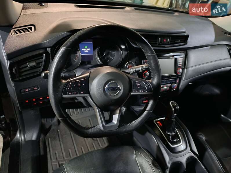Внедорожник / Кроссовер Nissan Rogue 2019 в Харькове