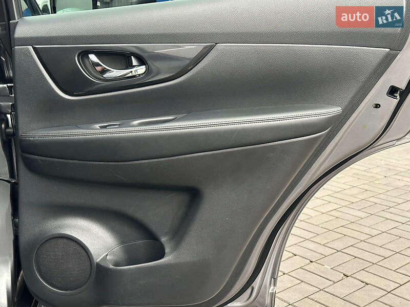 Внедорожник / Кроссовер Nissan Rogue 2017 в Одессе фото 16 Внедорожник / Кроссовер Nissan Rogue 2017 в Одессе