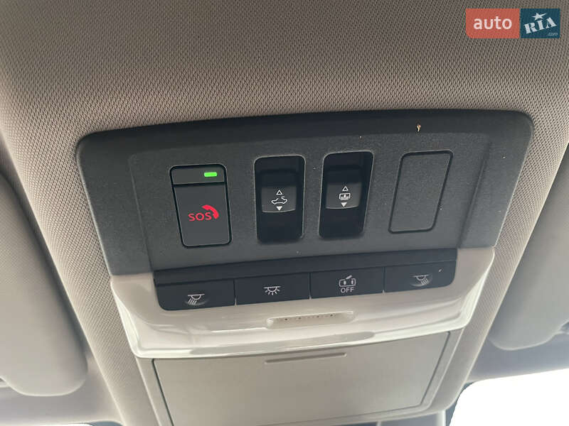 Позашляховик / Кросовер Nissan Rogue 2021 в Вінниці