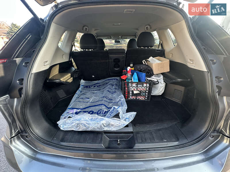 Внедорожник / Кроссовер Nissan Rogue 2016 в Днепре фото 39 Внедорожник / Кроссовер Nissan Rogue 2016 в Днепре