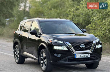 Позашляховик / Кросовер Nissan Rogue 2023 в Кам'янському