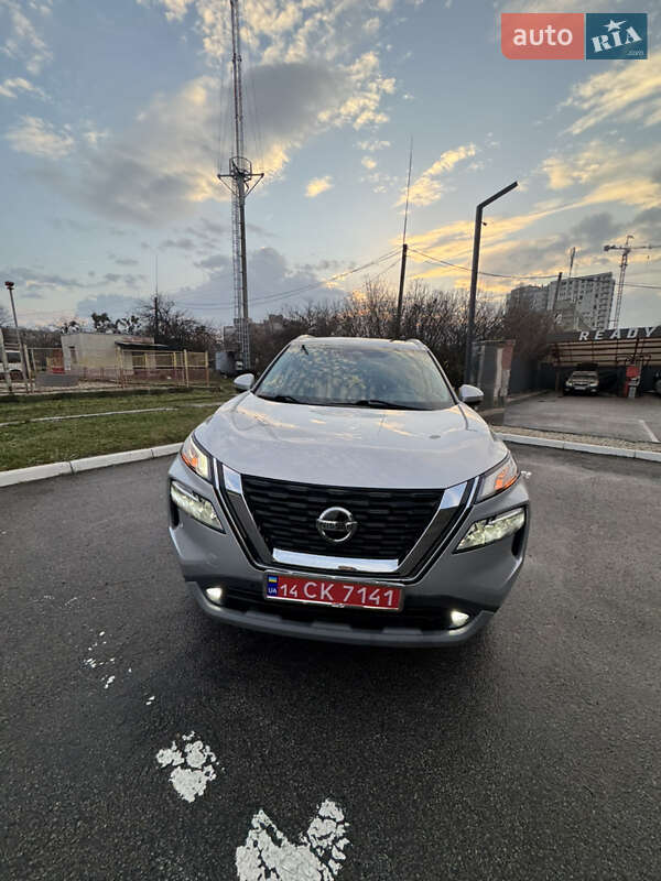 Внедорожник / Кроссовер Nissan Rogue 2021 в Харькове