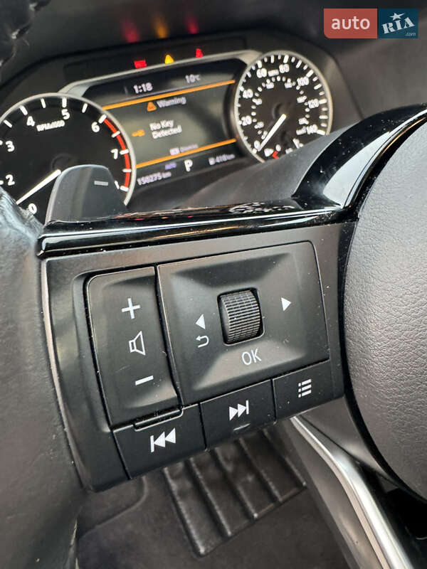 Внедорожник / Кроссовер Nissan Rogue 2021 в Харькове