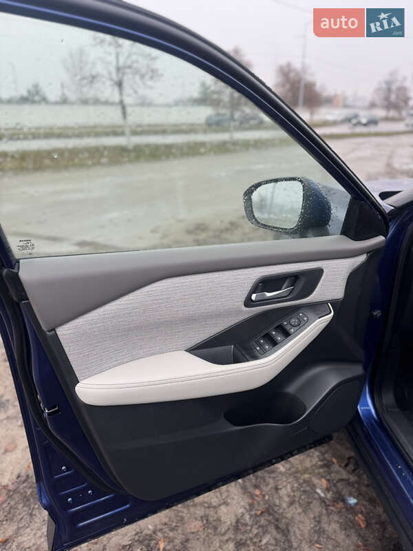 Внедорожник / Кроссовер Nissan Rogue 2021 в Киеве