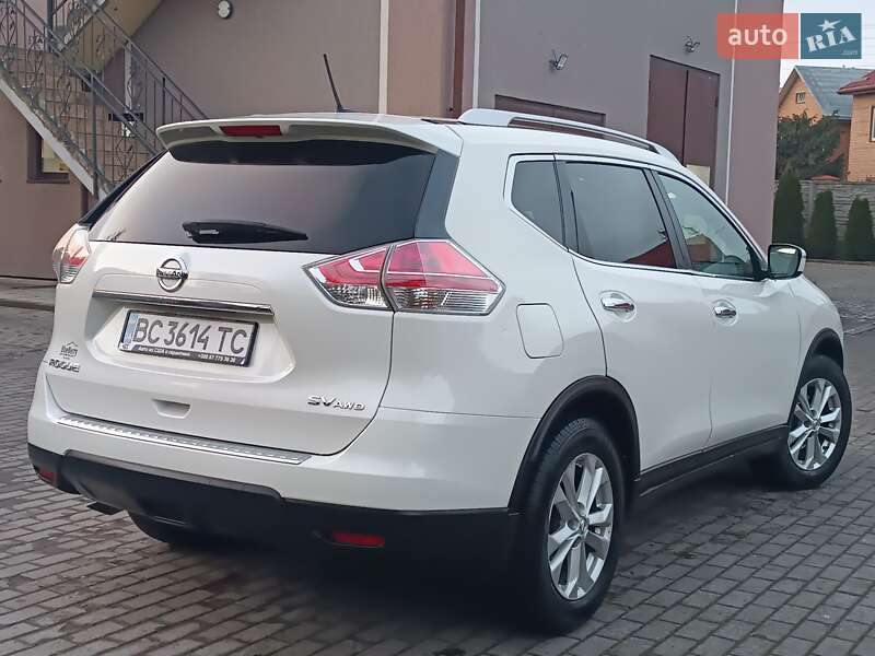 Внедорожник / Кроссовер Nissan Rogue 2016 в Львове