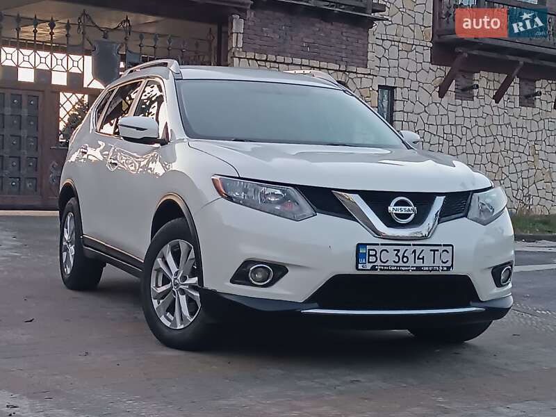 Внедорожник / Кроссовер Nissan Rogue 2016 в Львове