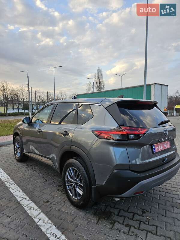 Внедорожник / Кроссовер Nissan Rogue 2023 в Кременчуге