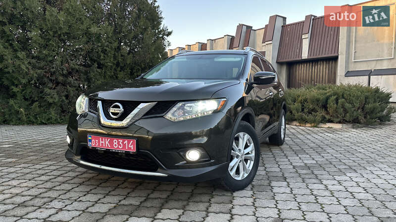 Позашляховик / Кросовер Nissan Rogue 2016 в Павлограді
