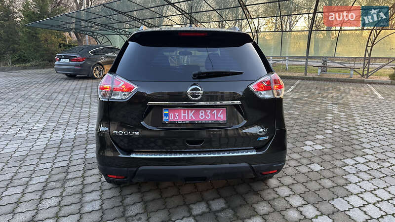 Позашляховик / Кросовер Nissan Rogue 2016 в Павлограді