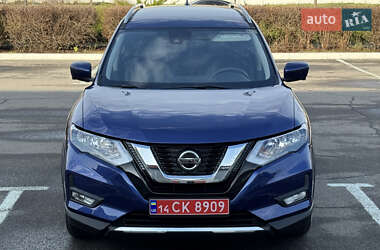 Позашляховик / Кросовер Nissan Rogue 2018 в Полтаві