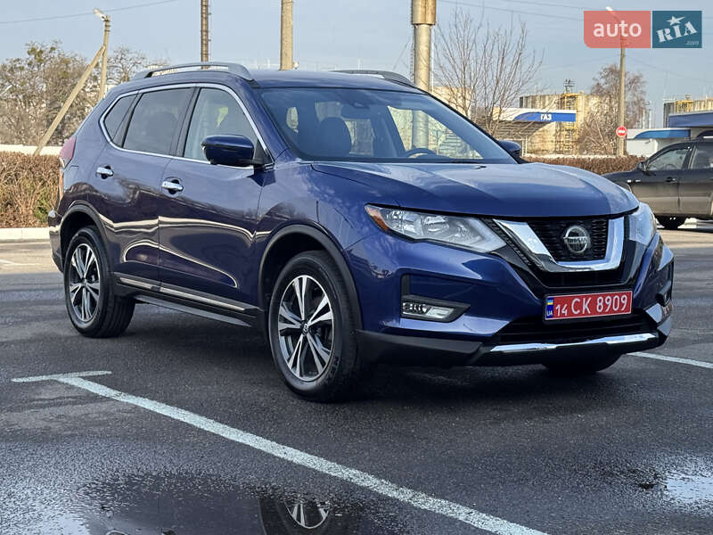 Внедорожник / Кроссовер Nissan Rogue 2018 в Полтаве