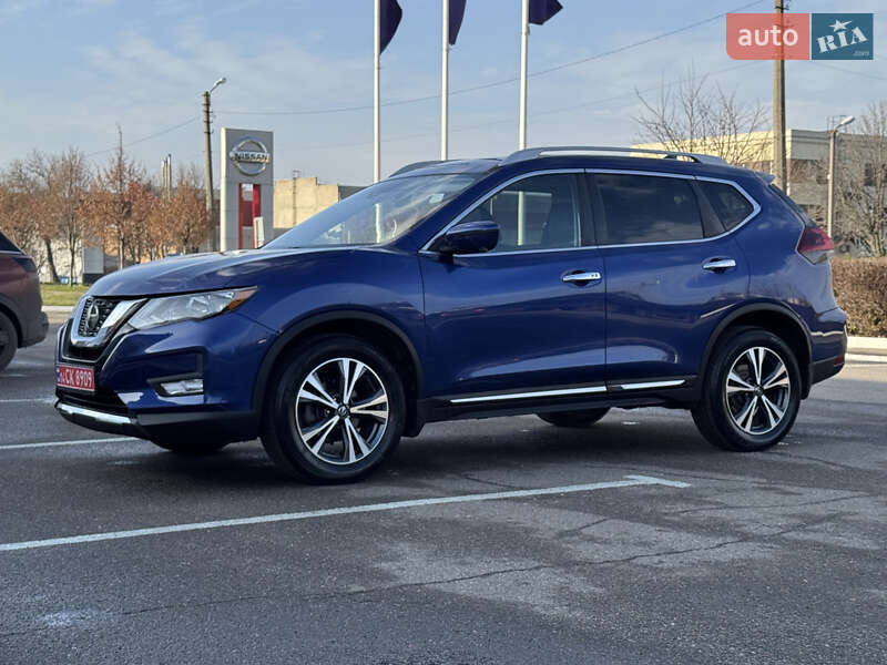 Внедорожник / Кроссовер Nissan Rogue 2018 в Полтаве