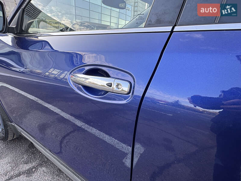 Внедорожник / Кроссовер Nissan Rogue 2018 в Полтаве