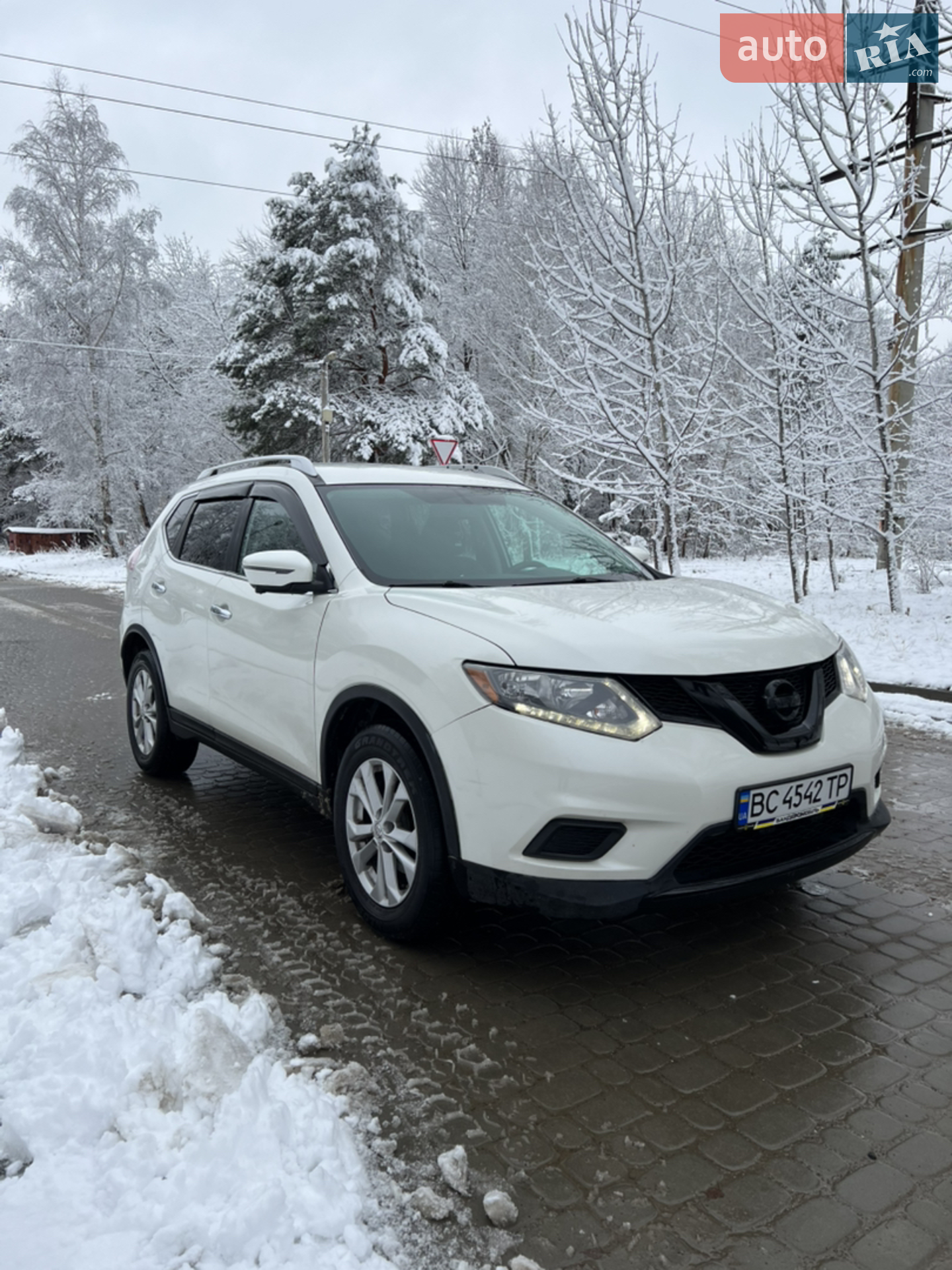 2016 Nissan Rogue - фото 1