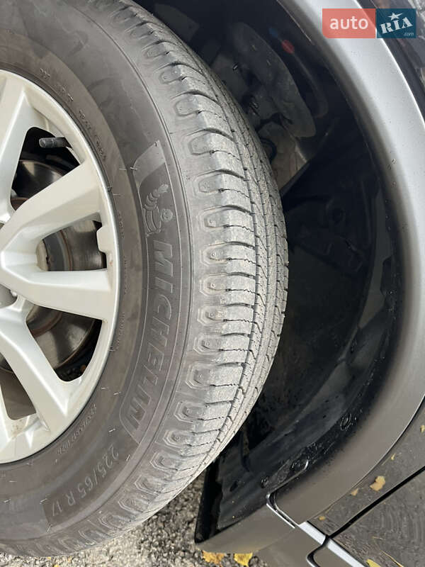 Внедорожник / Кроссовер Nissan Rogue 2019 в Ромнах