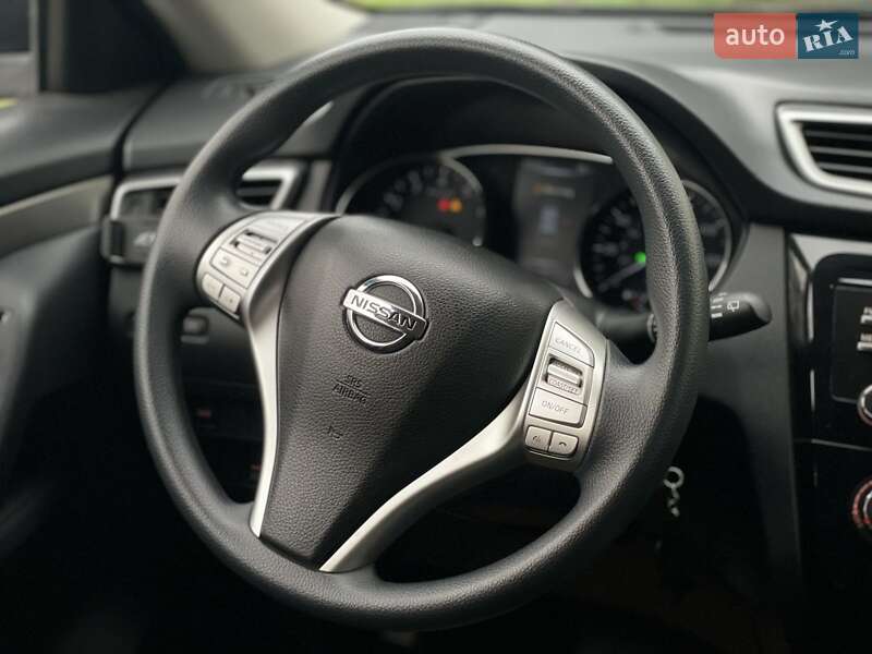 Внедорожник / Кроссовер Nissan Rogue 2015 в Днепре