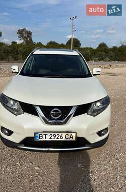 Внедорожник / Кроссовер Nissan Rogue 2015 в Луцке